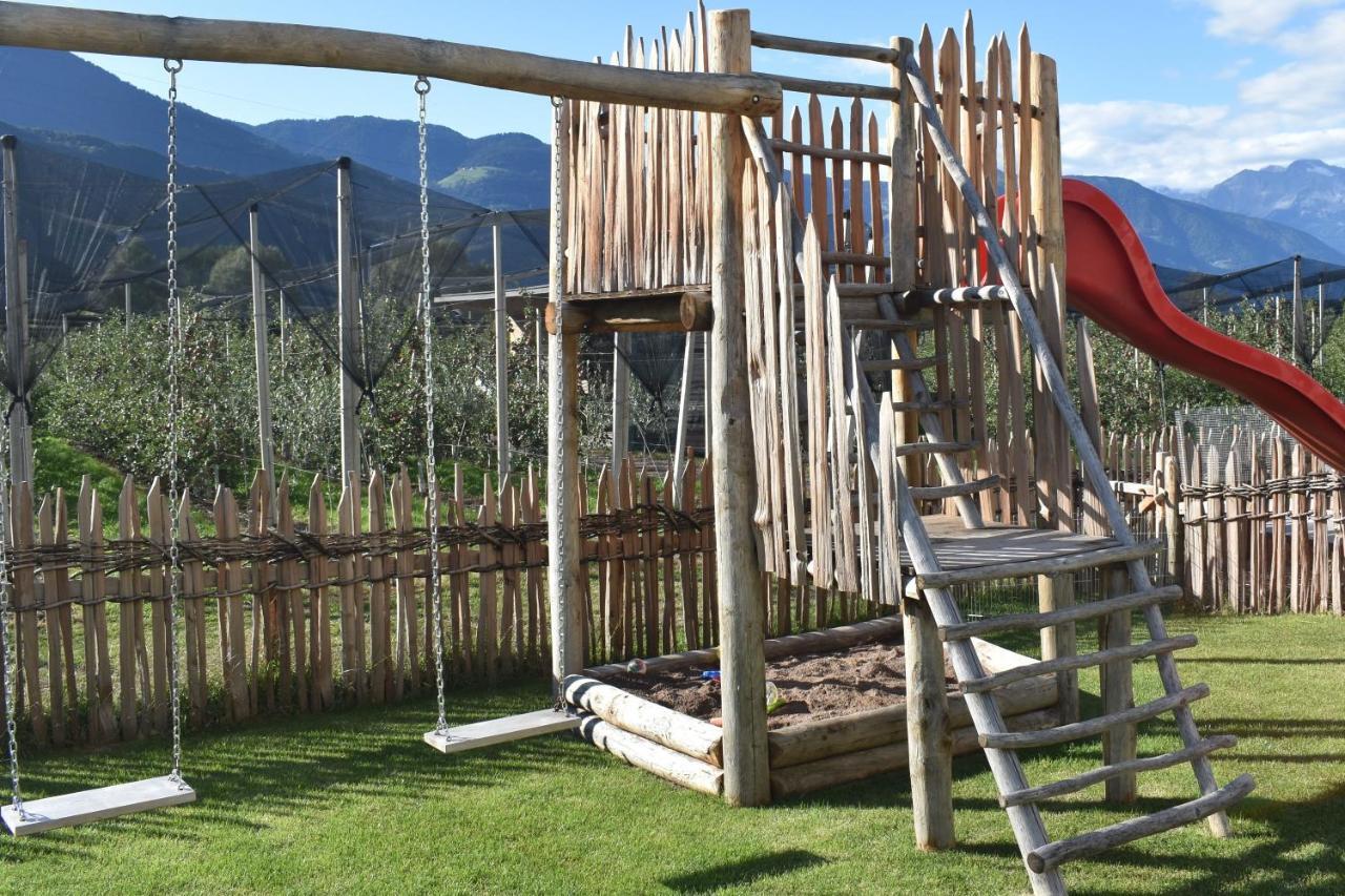 Feldhof Vilpian- Urlaub Auf Dem Bauernhof Vilpiano Exterior foto